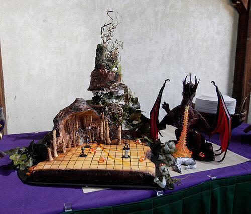 dungeons-and-dragons-wedding-cake.jpg dungeons-and-dragons-wedding-cake.jpg