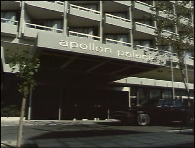 ApollonPalace76.JPG