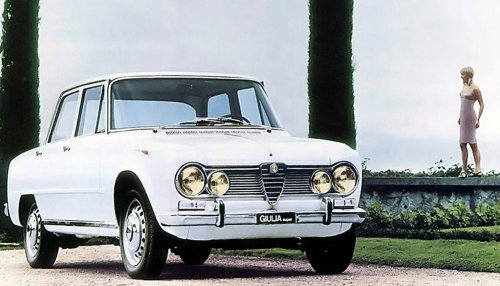 Alfa Romeo Giulia 1300+1600_1962-71_3.jpg