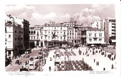 Athens Syntagma early 1950s.jpg