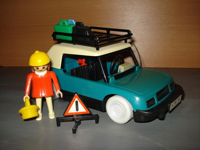 Playmobil  LYRA Blue car Κωδ.3210.jpg