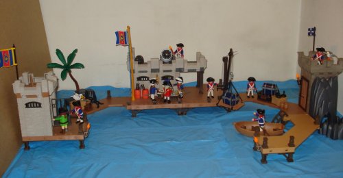 Playmobil ordinary day in Naval fortress.jpg