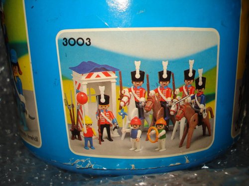 Playmobil #3003 LYRA (bucket back side).jpg