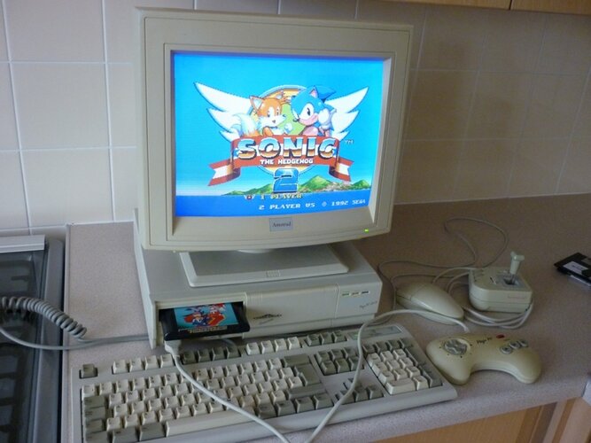 amstrad-mega-pc.jpg