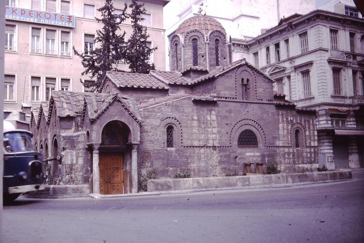 Athens Ermou 1972 by Phil Adams.jpg