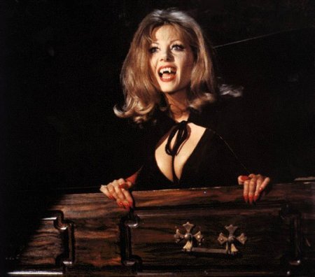 ingrid pitt.jpg