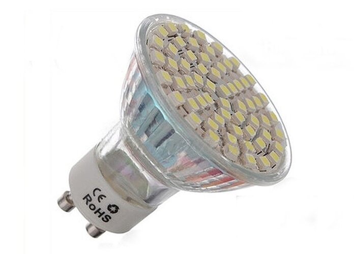 800px-60_LED_3W_Spot_Light_eq_25W.jpg