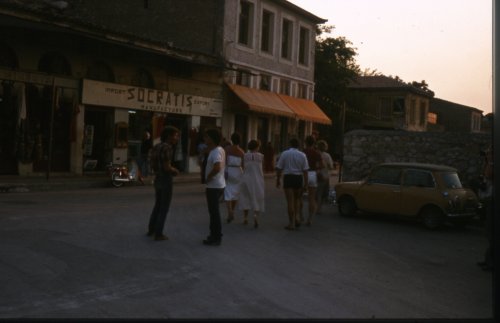 Athens Plaka July 1980 by Gary O'Neill.jpg