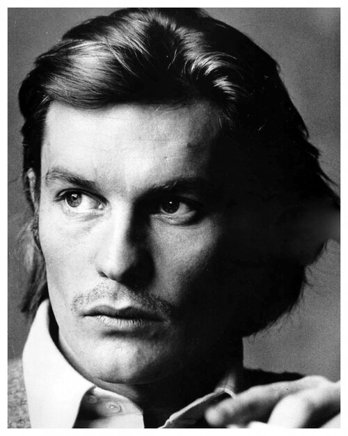 600full-helmut-berger.jpg