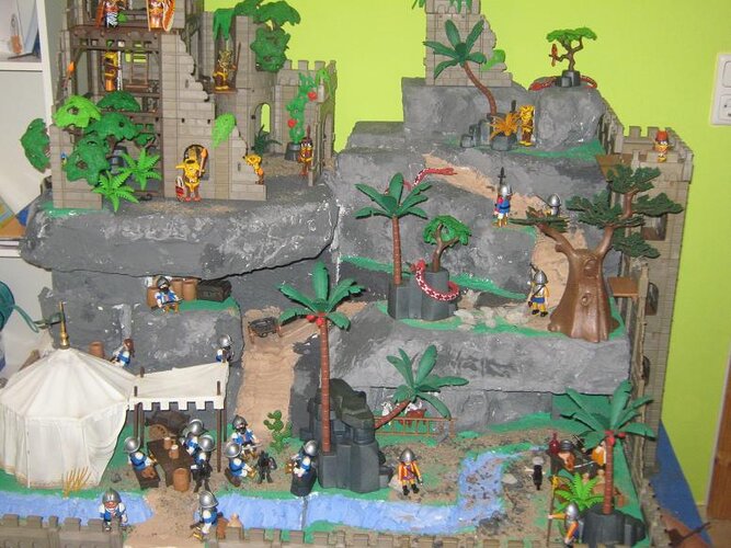 Knights Diorama.JPG