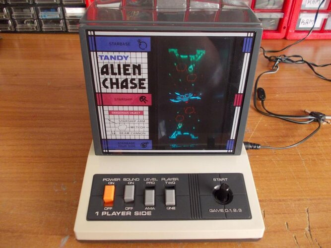 TOMY_TANDY_Alien_Chase.jpg