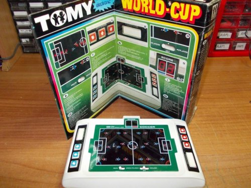 TOMY_World_Cup.jpg