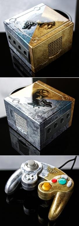 custom_zelda_twilight_princess_gamecube_by_zoki64-d9by935.jpg