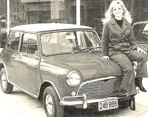mini cooper Aliki.jpg