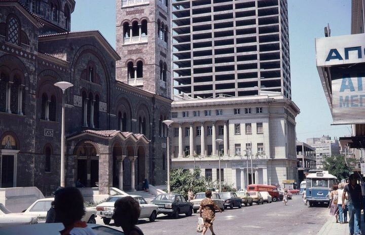 Pireus+Tower Incomplete 70s.jpg