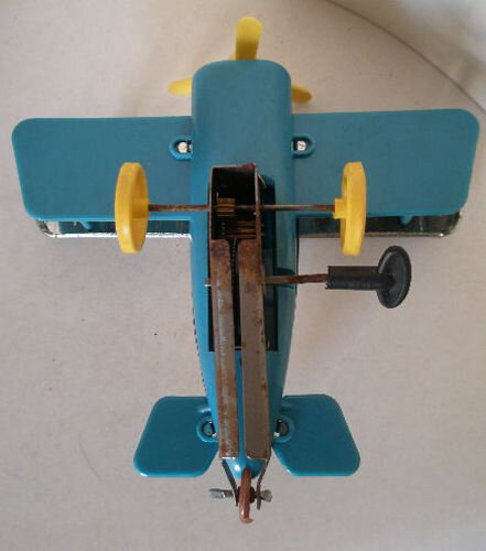 Biplane tin toy 3.jpg