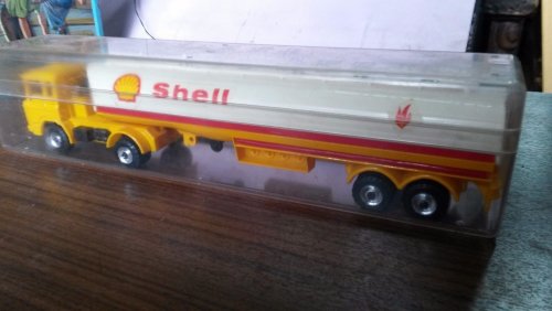 Shell  truck.jpg