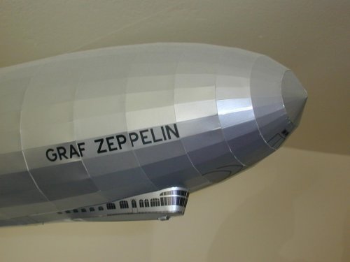 Zeppel2.JPG