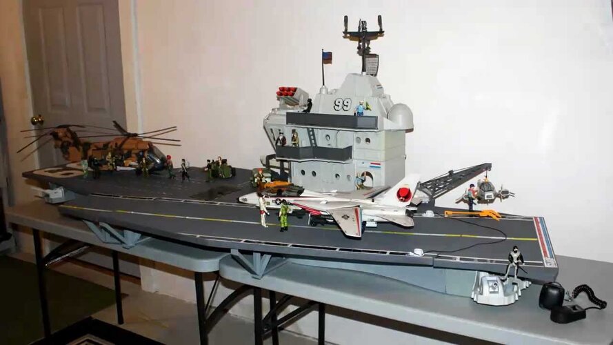 GI JOE uss flagg aircraft carrier.jpg