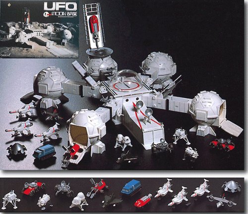 UFO - S.H.A.D.O. Moonbase Model Kit.jpg