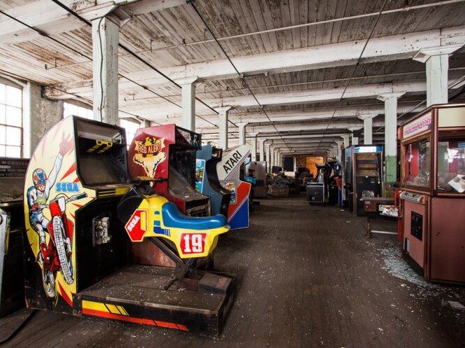 418249-arcade-graveyard_k9u8.jpg