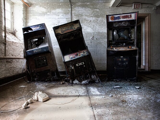 418252-arcade-decomposition_nn67.jpg