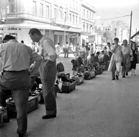 3ης Σεπτεμβρίου &amp; Σατωβριάνδου (1954) L&amp;#233;onard Gianadda.jpg