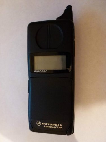 Motorola GSM Microtac 7200.jpg