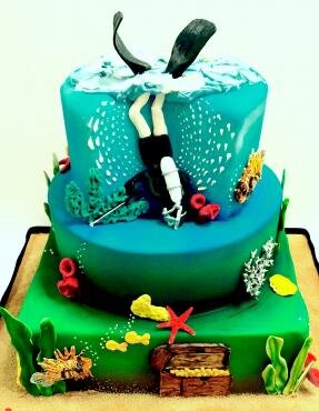 full-size-shot-of-skuba-diving-cake.jpg