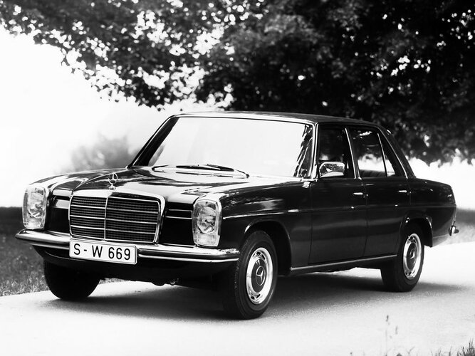 mercedes-benz_115.jpg