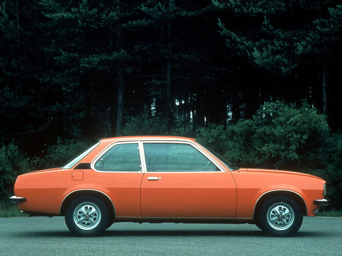 Opel Ascona 2door.jpg