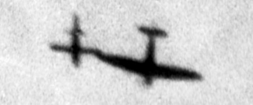 Spitfire_Tipping_V-1_Flying_Bomb.jpg