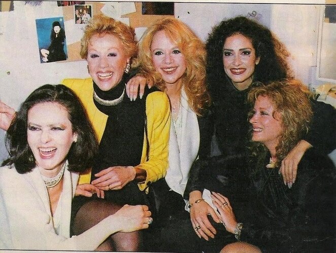 anna-aliki-anna-vissi-7567092-969-732.jpg