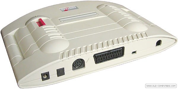 89_Amstrad_GX4000_OC_Rear.jpg