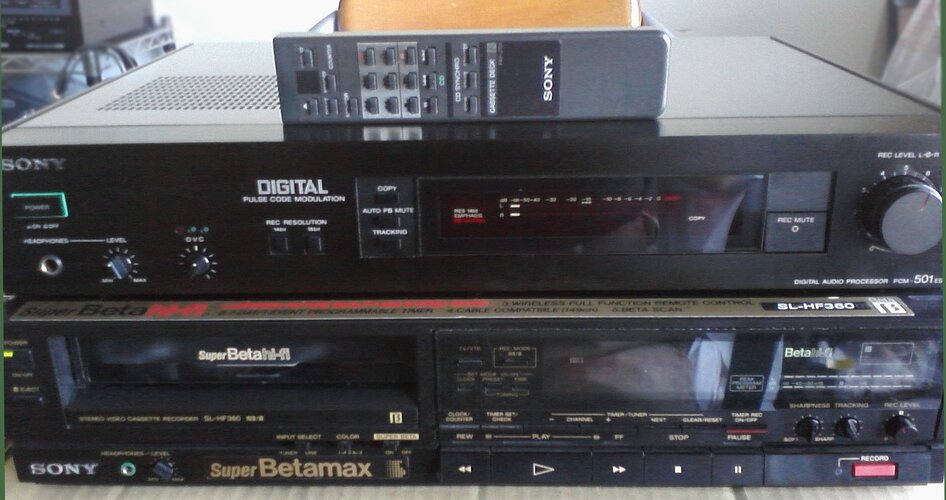 Sony_PCM-501ES_&_Sony_SL-HF360.jpg