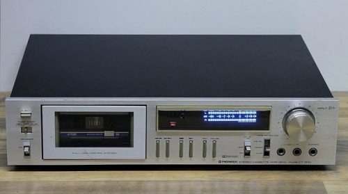 Pioneer CT-300.jpg