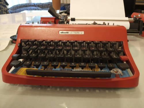 olivetti-2.jpg